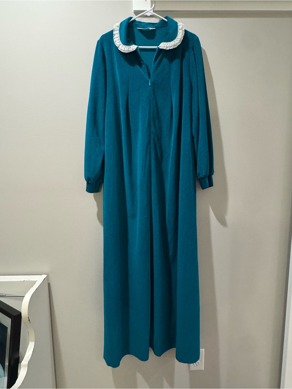 Vintage Shadowline Teal Blue Velvet Velour Zip Front Maxi Robe Housecoat Lace M